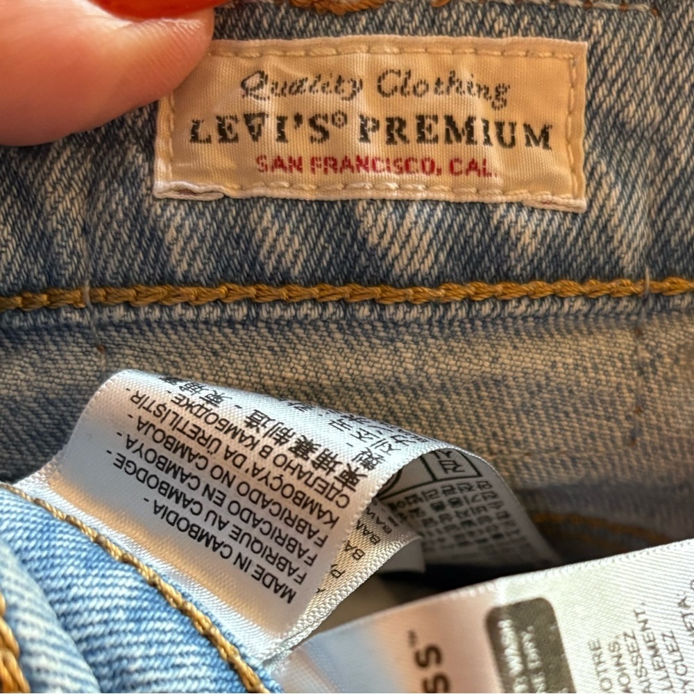 Levi’s Premium Ribcage Straight Ankle Jeans Light Wash Distressed Women’s 30 - Picture 6 of 8